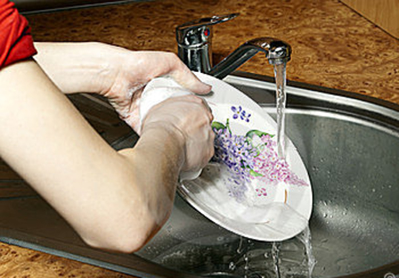 Cara Merawat Tempat Cuci Piring Supaya Tetap Bersih Dan Nyaman Digunakan