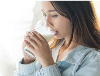 Mengenal Kandungan Gizi Susu Sapi dan Manfaatnya